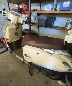 PREDÁM KYMCO LIKE 50 4T - 6