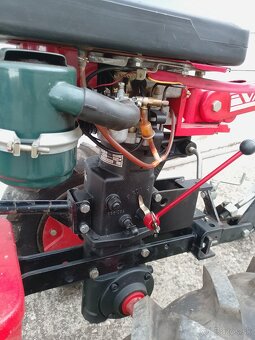 Vari  malotraktor DSK-317,motor jikov JM4-003V,pluh, těleso - 6