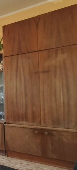 Predám starý drevený nábytok - 6