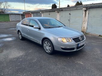 Volkswagen Passat B6 - 6