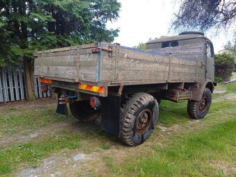 Tatra 805 - 6