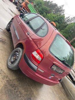 Rozpredam Renault Scenic 1.9 dti - 6