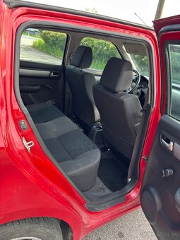 Suzuki Swift - 6