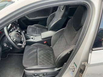 Škoda Superb III Face 2.0 Tdi SPORTLINE Kamera Tažné Matrix - 6