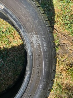 Predám letné pneu MICHELIN AGILIS 215/60R17 104/102 H - 6