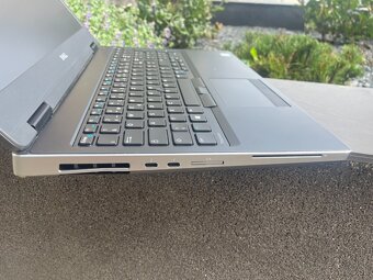 workstation - Dell Precision 7530 - CPU i7 8.gen, NVIDIA VGA - 6