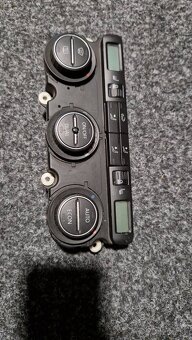 Diely interieru Škoda Octavia 2 - 6