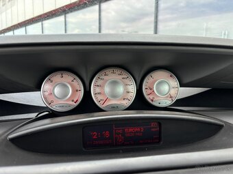 Fiat Ulysse 2.0 HDi 100kw M/6 - 6