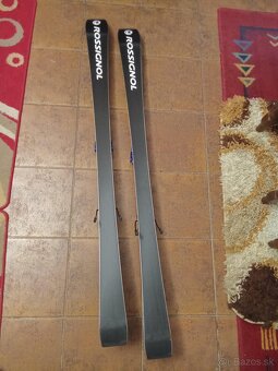 Lyžiarske dámske zjazdové vybavenie Rosignol+návleky - 6