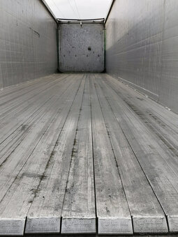 Prodám skříňový návěs BENALU JUMBOLINER 90m3 walkingfloor - 6