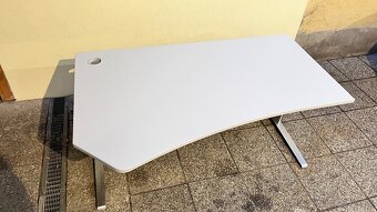 Predám kancelársky stôl - 6