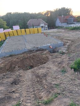Vykopove a zemne práce minibagrom - 6