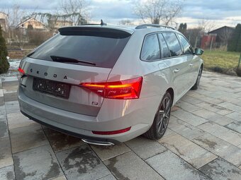 Škoda Superb Sportline - 6