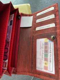 Dámska kožená peňaženka, Wild so vzorom v červenom. - 6