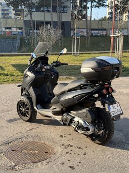 Predám skúter Gilera Fuoco 500 - 6
