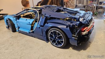 Stavebnica Bugatti Chiron 42083 - 3599 dielov - 6