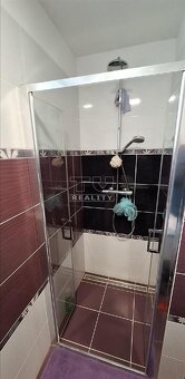 Na predaj: Moderný 5 izbový rodinný dom s veľkým... - 6