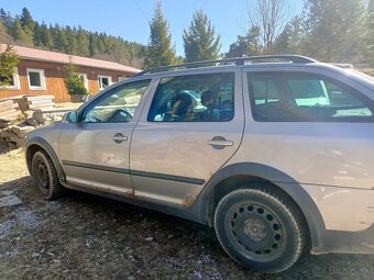 Predám škoda Octavia scout - 6