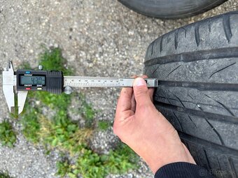 Pneu 225/50 R17 - 6