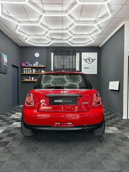Mini Cooper One 1.6 benzín 2013 - 6