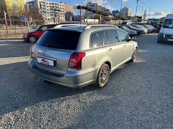 Toyota Avensis Combi 2.0 D-4D Sol - 6