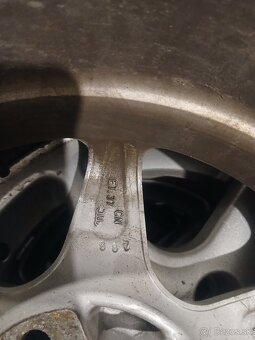 Elektróny Ford R14 - 6