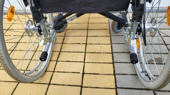 invalidny vozík 50cm pridavne brzdy pre asistenta odľahčeny - 6