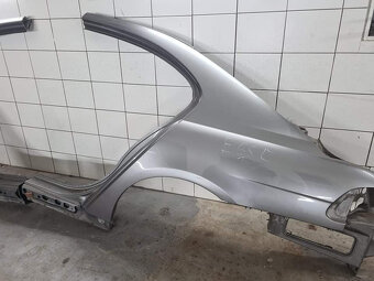 časti karoserie BMW E90 E87 X3 E83 F10 E65 štvrťky prah - 6