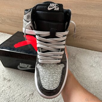 Predám Nike Air Jordan 1 High OG "Rebellionaire" 43 - 6