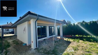 TRNAVA REALITY - Postavený RD s prístreškom a terasou, obec - 6
