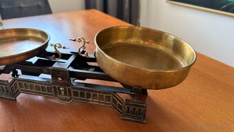 Historická rovnovážna váha REKORD 5 kg – liatina + mosadz - 6