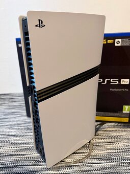 PlayStation 5 Pro v záruke +Vertical Stand + Prachový filter - 6