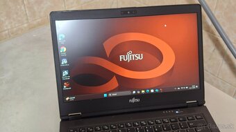 Predám notebook Fujitsu u747 - 6