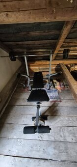 Predám fitness lavicku s 55kg závažím a jednoručky - 6