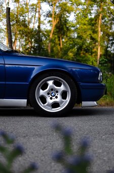 BMW E34 540i V8 Manual - 6