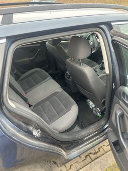Volkswagen Golf 5 - 6