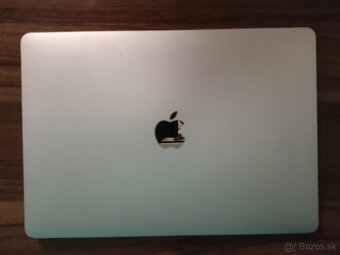 MacBook Pro 2017 | i5 • 16GB • 256GB SSD - 6