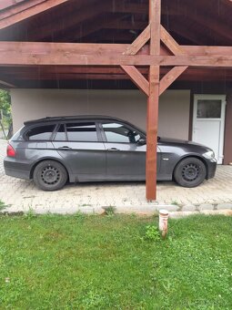 BMW 318d e91, predám na náhradné diely - 6