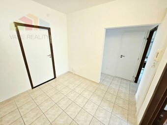PRENÁJOM 3 IZBOVÝ BYT / 70 M2 /VEĽKOMETRÁŽNY/DUBNIČKA /LOGGI - 6