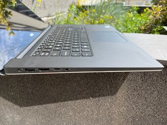 Dell Precision 5510 - CPU i7 / dotykový 4k display / NVIDIA - 6