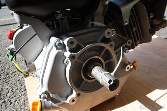 Motor LONCIN G420f (Honda GX390) - 6
