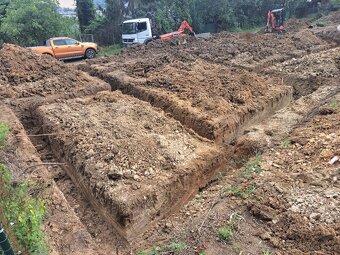 Nákladná preprava sklápač kontajner s hydraulickou rukou - 6