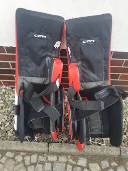 Brankarsky set CCM AXIS 2 a Extreme Flex 5 Pro - 6