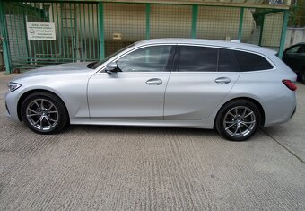 BMW Rad 3 Touring 320d xDrive 140kW 8st.automat ťažné,koža,k - 6