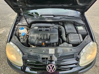 Volkswagen Golf 5 - 3 dverový - 6