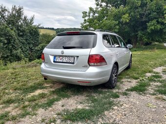 Predám Volkswagen golf variant 1.6tdi 2010 - 6