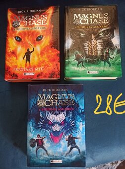 rozohraj 13, nezvestni z everestu, tolkien - 6