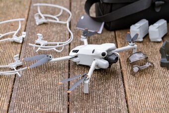 DJI MINI 4 PRO COMBO – TOP STAV + OCHRANNA NA VRTULE - 6