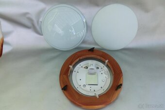 Nástenné svietidlo a nočná lampa . - 6