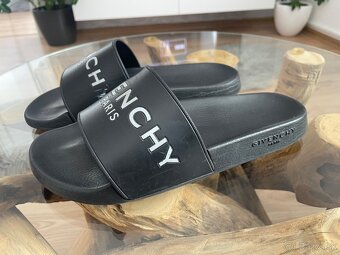 GIVENCHY dámske šlapky-40 - 6